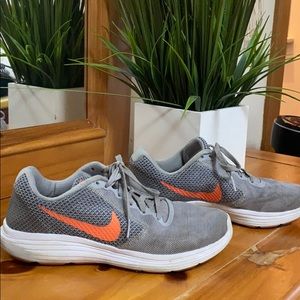 Nike Revolution-3 Women’s Sneakers Size 8